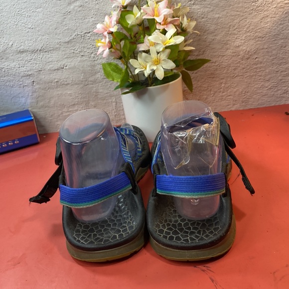 Chaco sandals SZ 8 - Picture 3 of 6